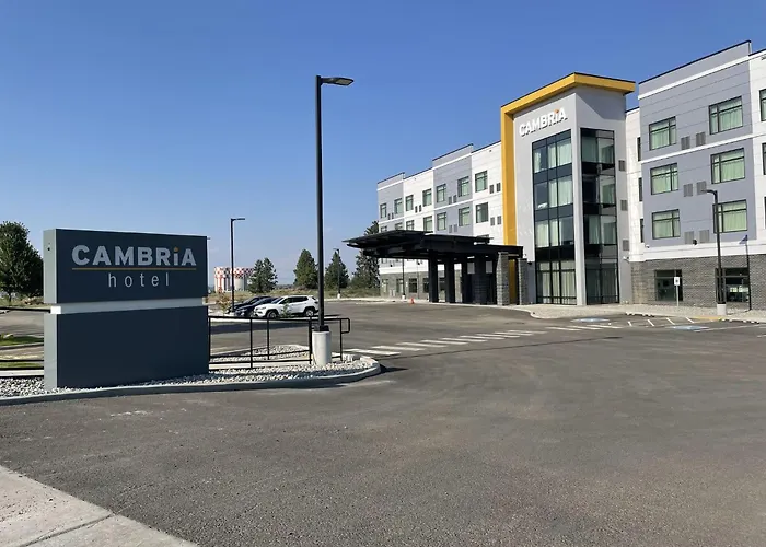 Cambria Hotel Spokane Airport