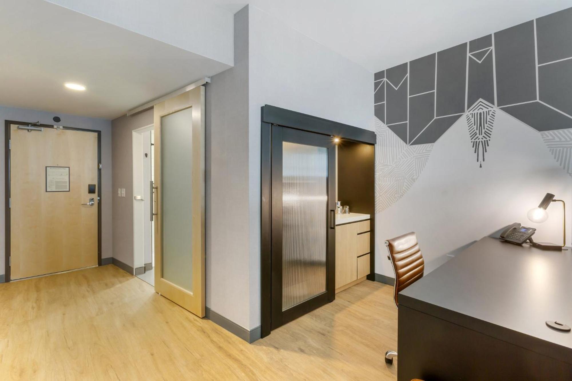 Hotel Cambria Spokane Airport 4*
